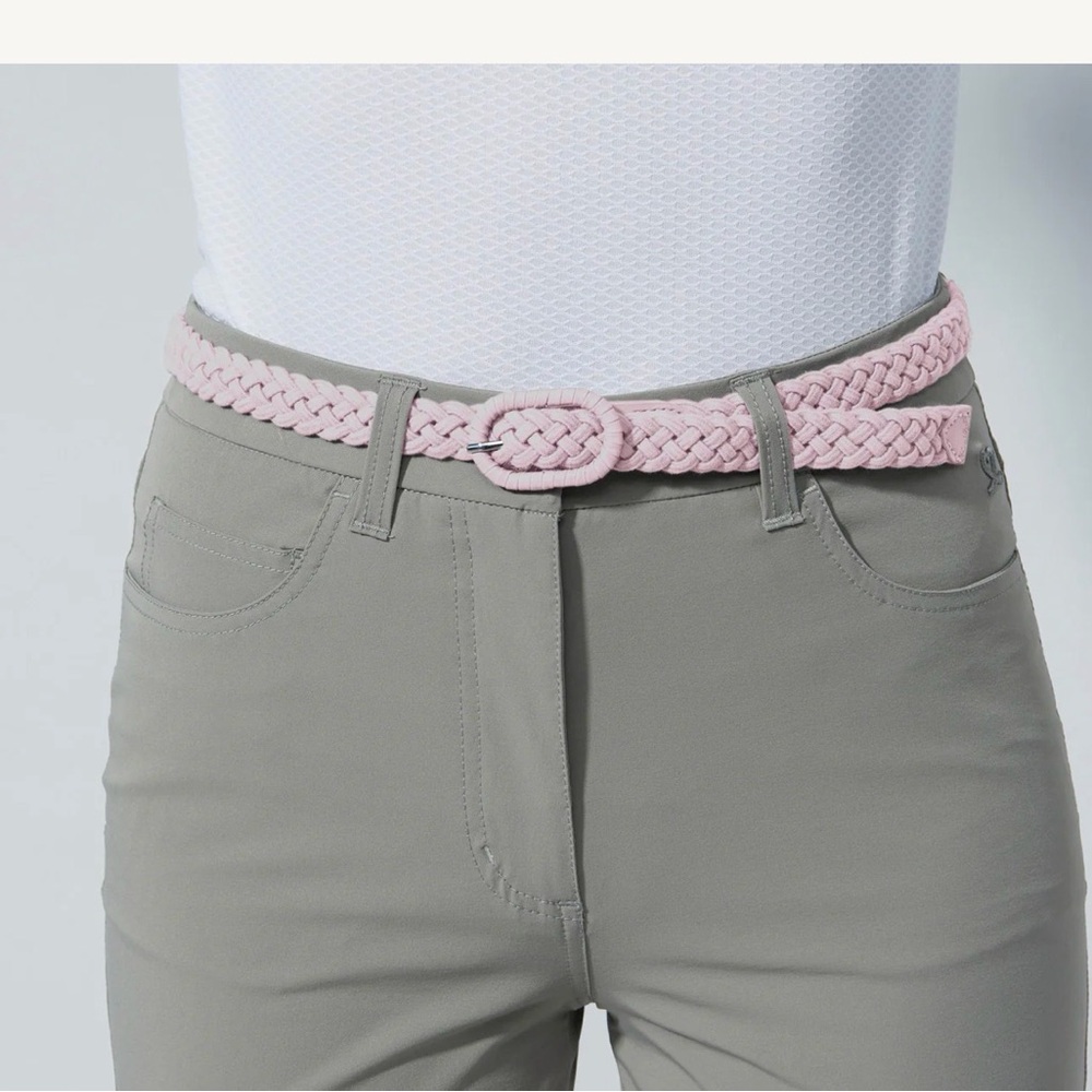 NWT The Giselle Thin Belt